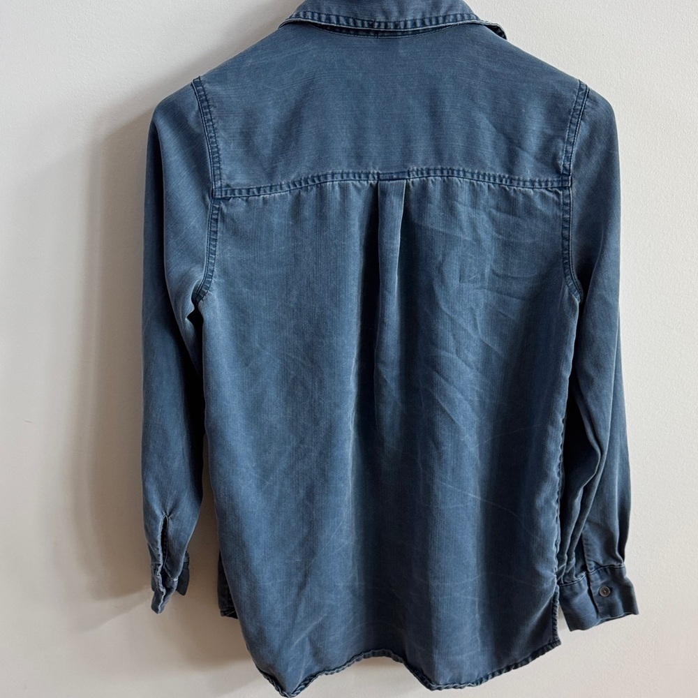 Old Navy Blue Button Down Shirt - Picture 3 of 5